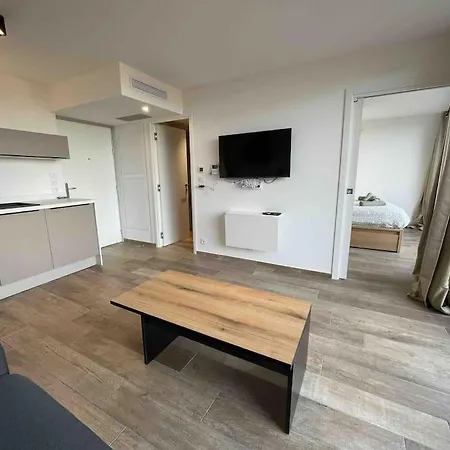 Le Mirage Apartment *